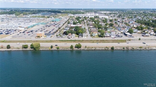 Foto del edificio - 2877 Niagara St