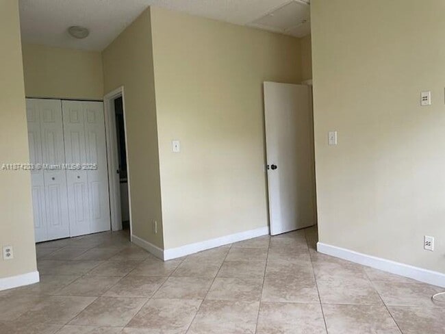 Foto del edificio - 820 Cypress Park Way