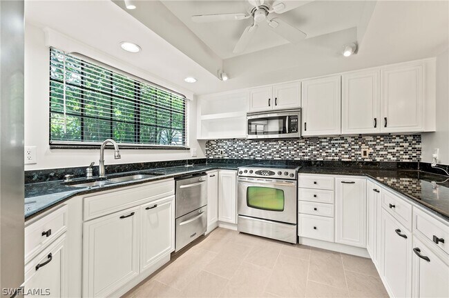 Building Photo - 860 Meadowland Dr
