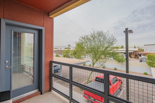 Foto del edificio - 2044 S Willow Creek Apartment