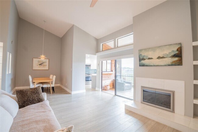 Foto del edificio - 8200 Neely Dr