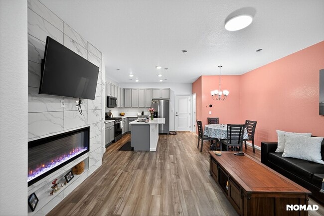 Foto del edificio - 18201 French Creek Ave