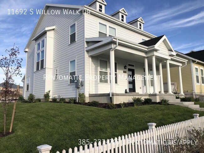 Photo - 11692 S Willow Walk Dr House