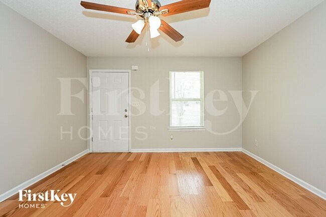 Building Photo - 421 Tina Hely Court