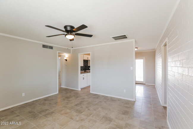 Foto del edificio - 4202 W Mulberry Dr