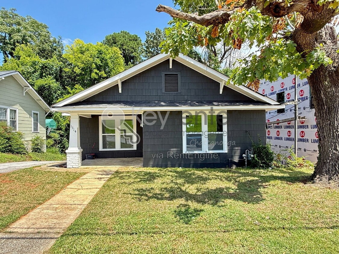 Photo - 1314 Dallas Road