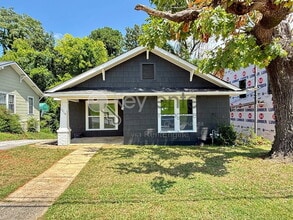 Building Photo - 1314 Dallas Rd