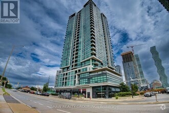 Building Photo - 3985-3985 Grand Park Dr