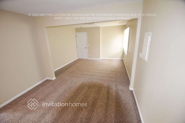 Building Photo - 880 Edenwood Dr