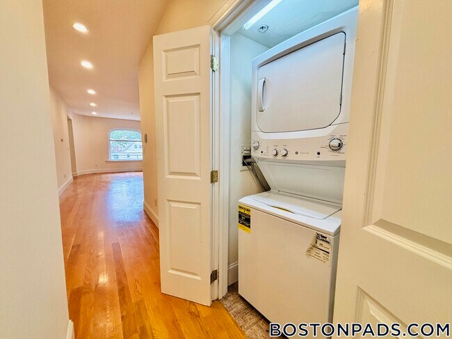 Foto del edificio - 10 Selkirk Rd