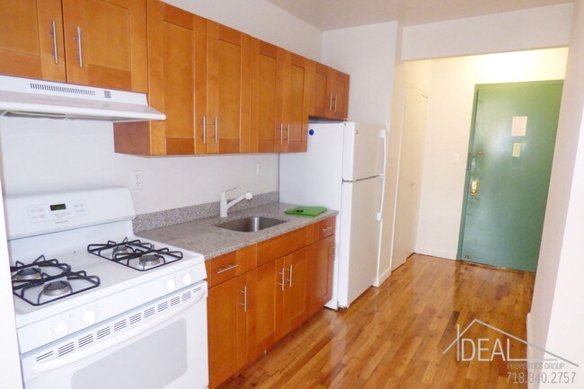 Foto del edificio - 243 56th St