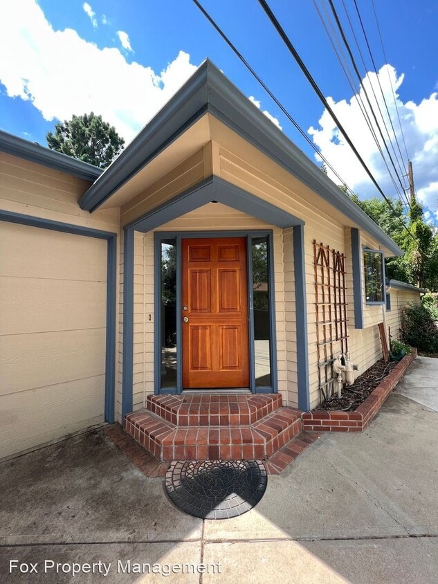 Primary Photo - 3 br, 2 bath House - 1810 Oak Avenue