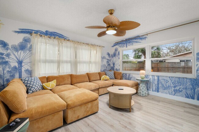 Foto del edificio - 11365 115th St