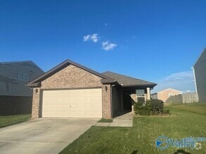 Building Photo - 3464 Avalon Lake Dr SW