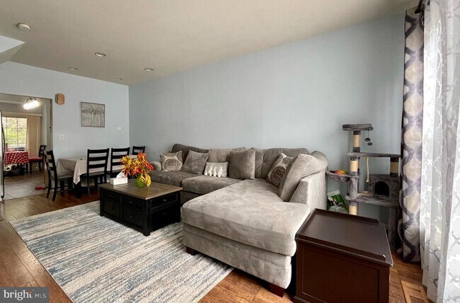 Foto del edificio - 10034 Moxleys Ford Ln