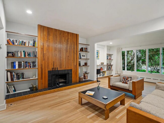 Foto del edificio - 5448 Kipling Rd