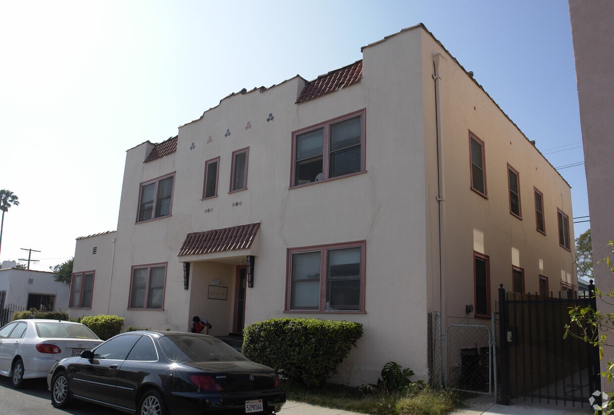 Building Photo - 5355 Monroe St