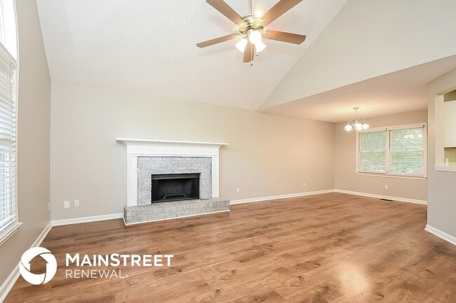 Building Photo - 19 Widgeon Way SW