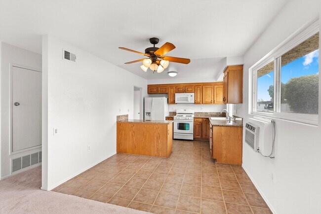 Foto del edificio - 2302 Franzen Ave