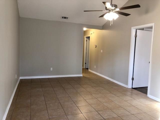Building Photo - 156 Pelham Dr