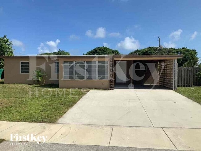 Building Photo - 1410 NE 43rd Ct