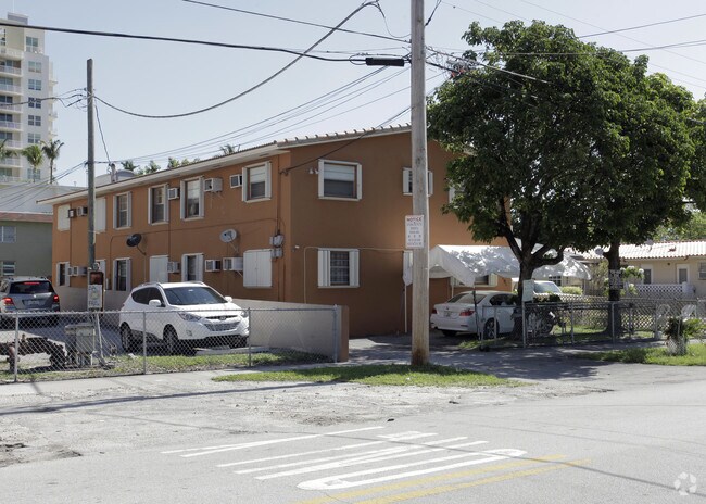 Building Photo - 3191 SW 23rd St
