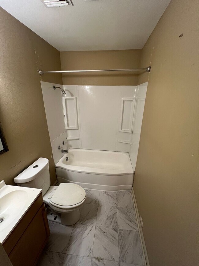 Foto del edificio - 4113 Ridgemoor Ave