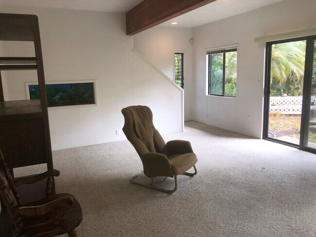 Foto del edificio - 15-1285-1285 Auina St