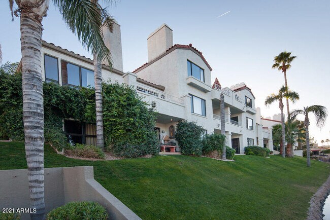 Building Photo - 10080 E Mountainview Lake Dr