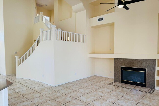Building Photo - 7798 E Buteo Dr