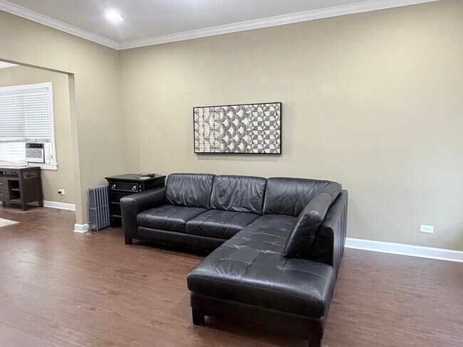 Foto del edificio - 3619 S Rockwell St
