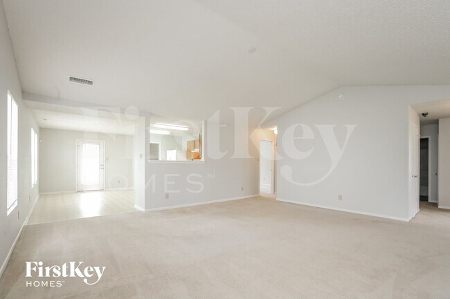 Foto del edificio - 12729 White Rabbit Dr
