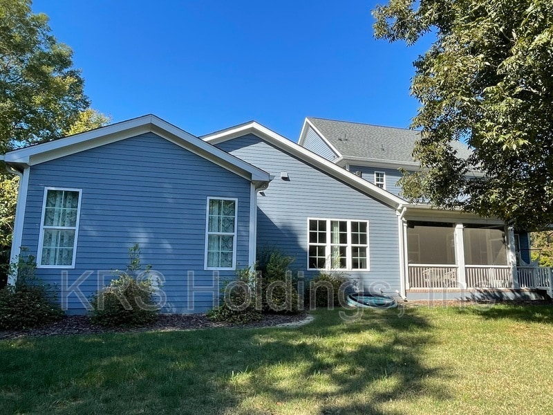 137 Forest Green Dr, Cary, NC 27511 Condo for Rent in Cary, NC