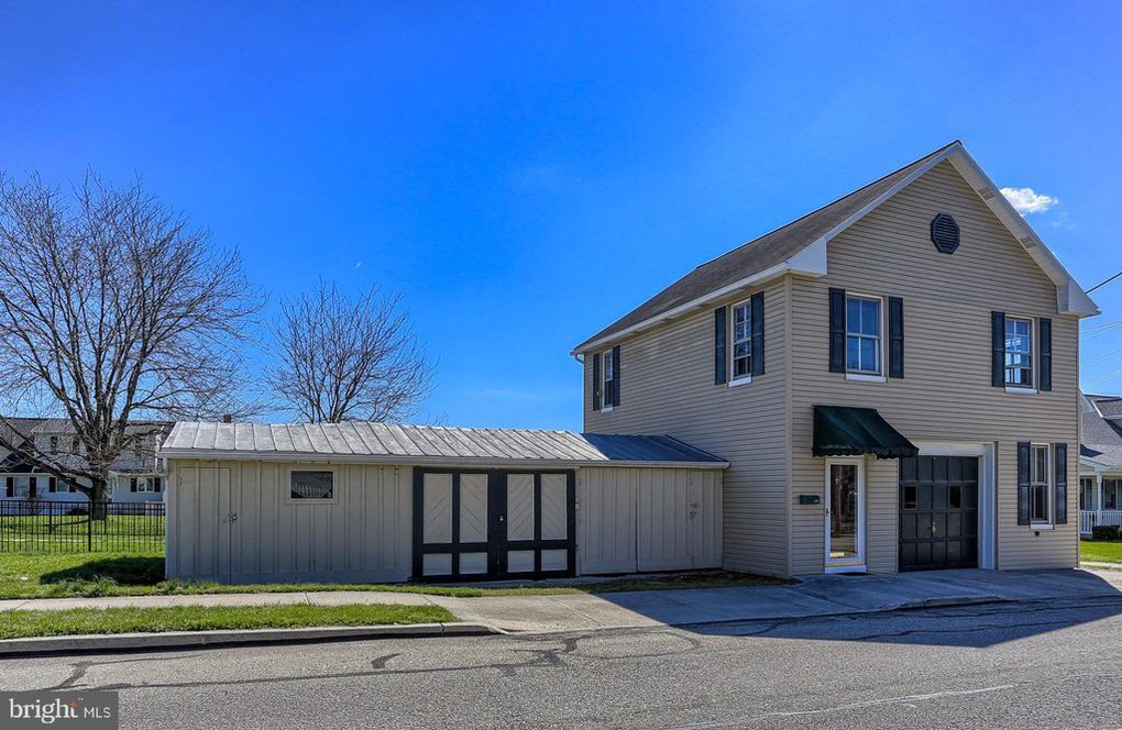 850 Baer Ave, Hanover, PA 17331 House Rental in Hanover, PA