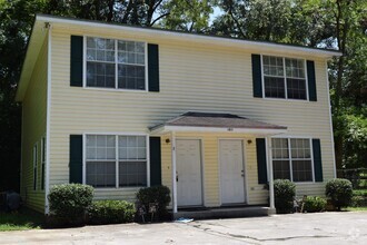 Building Photo - 1811 Pasco St