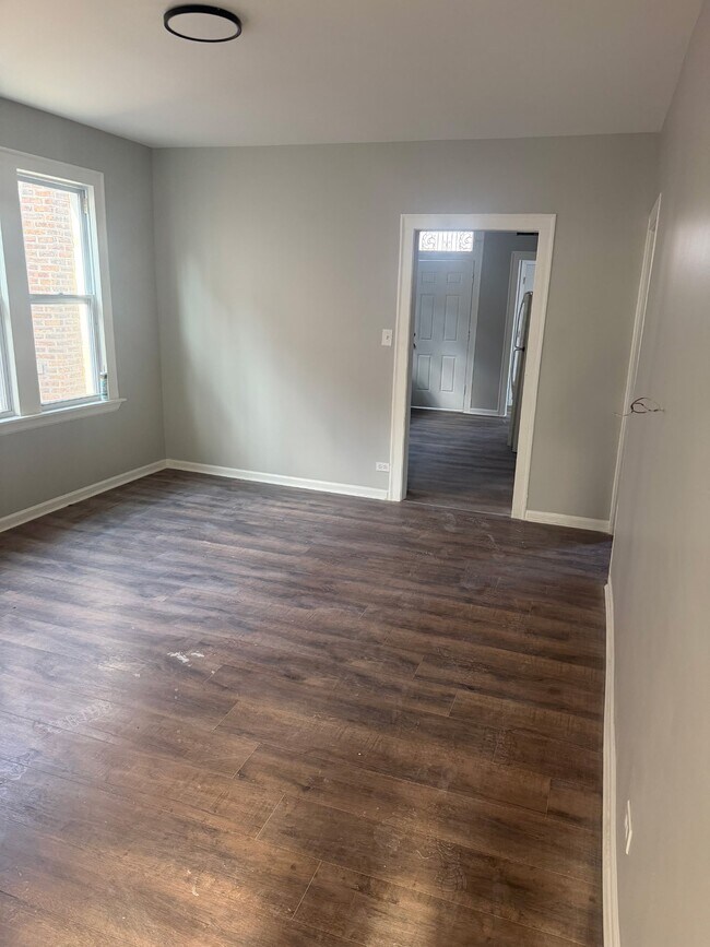 Foto del edificio - 7353 S King Dr