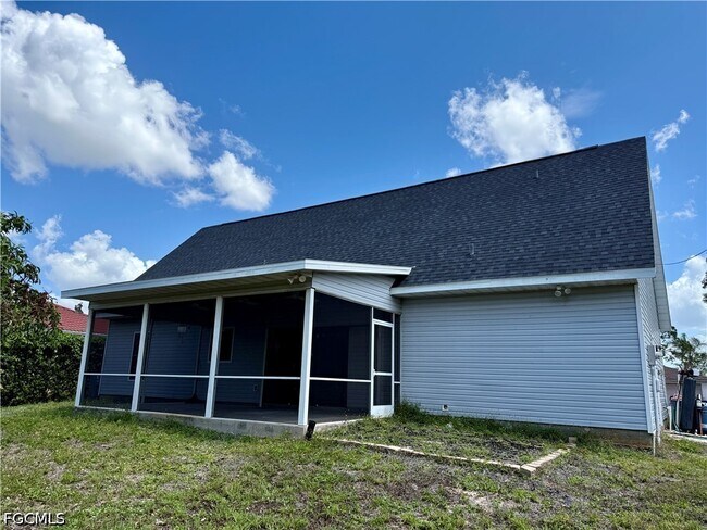 Foto del edificio - 18422 Huckleberry Rd