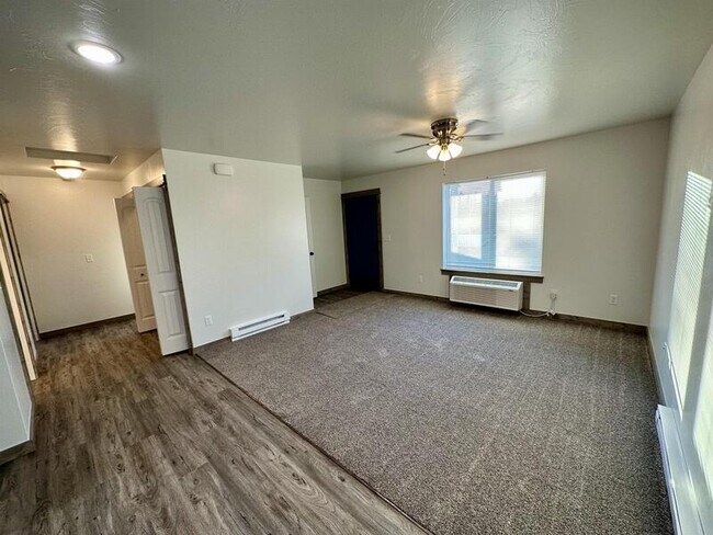 Building Photo - 59 Dunbar Ave
