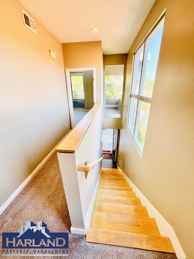 Foto del edificio - 3528-3538 Indiana Street Unit 3528-