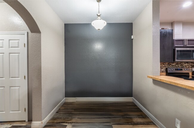 Building Photo - 384 Coral Beach Cir