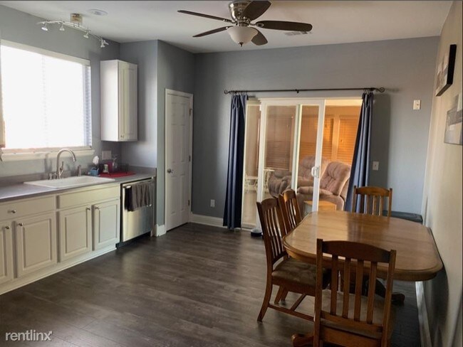 Building Photo - 3 br, 2 bath House - 10036 Mackay Dr