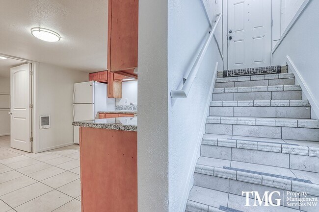 Foto del edificio - Eastmoreland 52nd Duplex