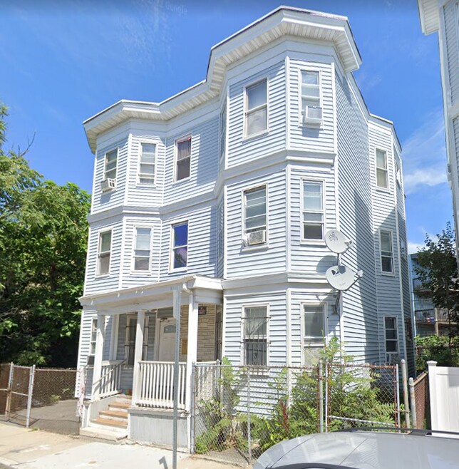 Building Photo - 17 Cawfield St