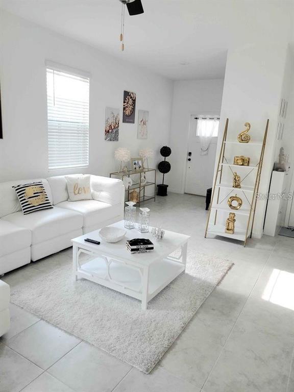 Foto del edificio - 5131 Forum Blvd