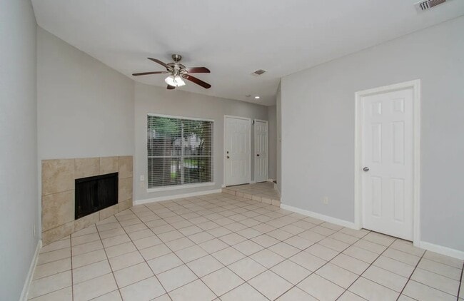 Foto del edificio - 12697 Briar Patch Dr