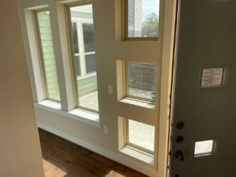 Building Photo - 12501 Shrike Ln