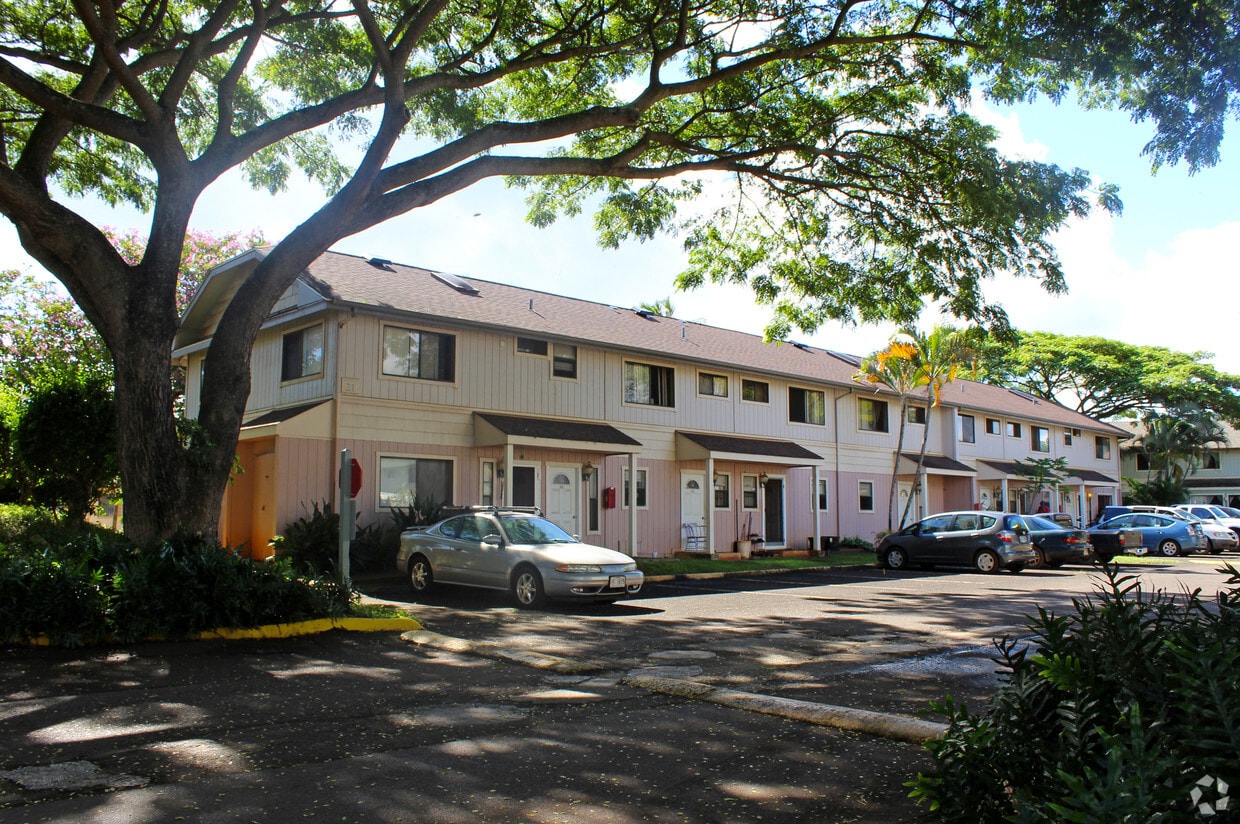 Lihue Court Townhomes Apartments in Lihue, HI