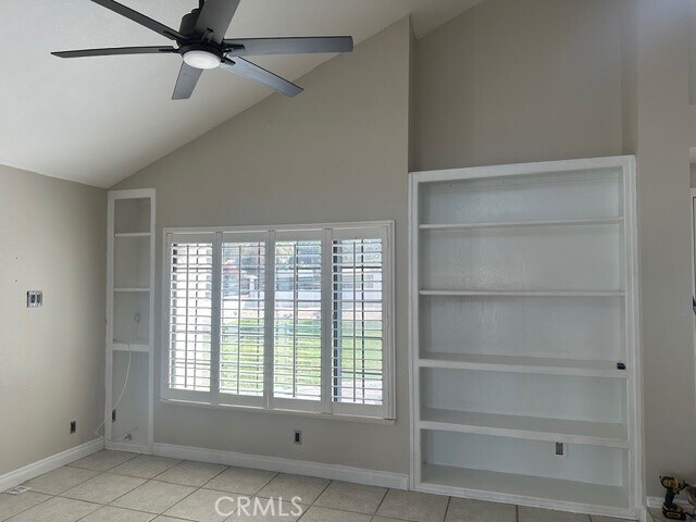 Foto del edificio - 547 Magnolia Ave