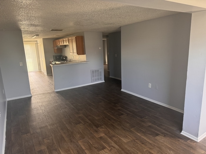 Photo - 7830 40th Ave Dr W (Bradenton, FL)