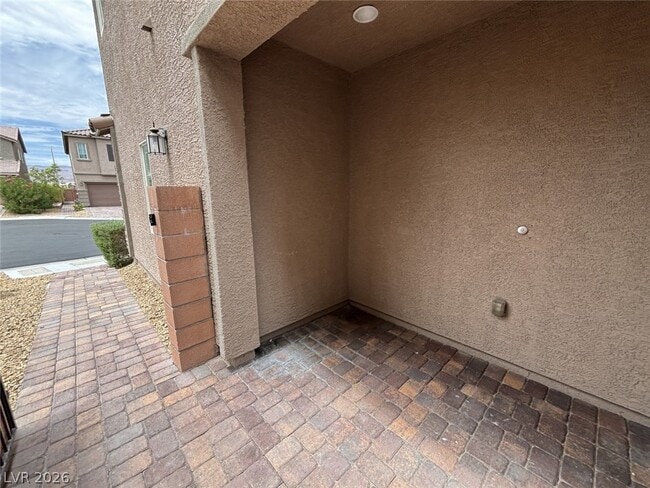 Foto del edificio - 5582 Sancho Throne Rd